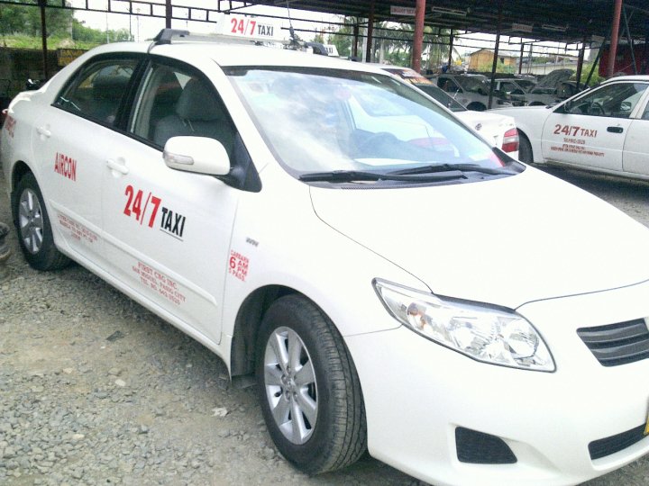 フィリピンタクシー会社_247 Taxi