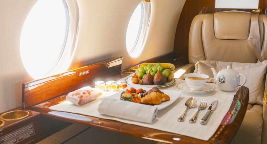 プライベートジェット機内食